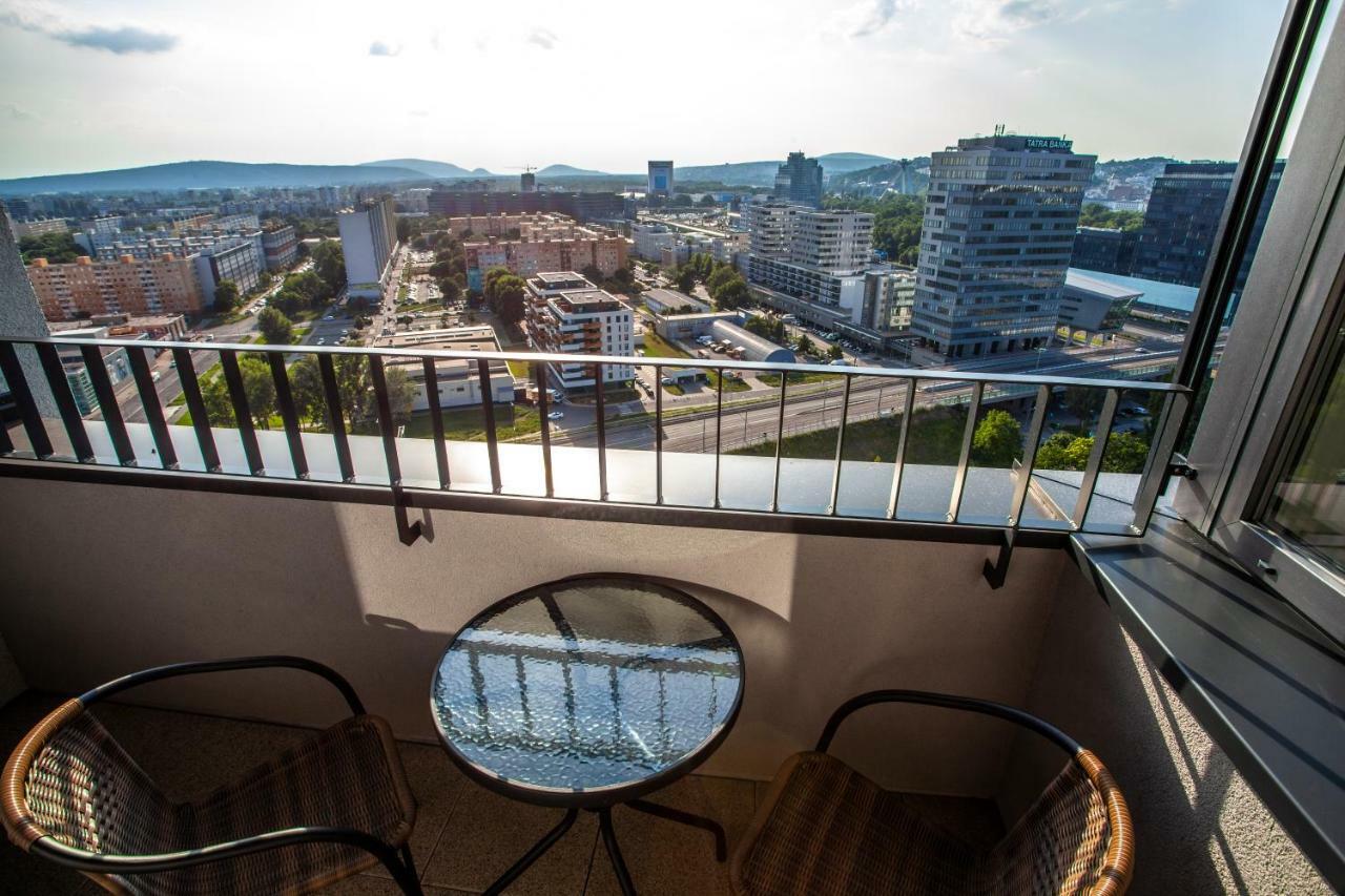 Air-Conditioned City View Apartment 24H Check-In Bratislava Exterior foto