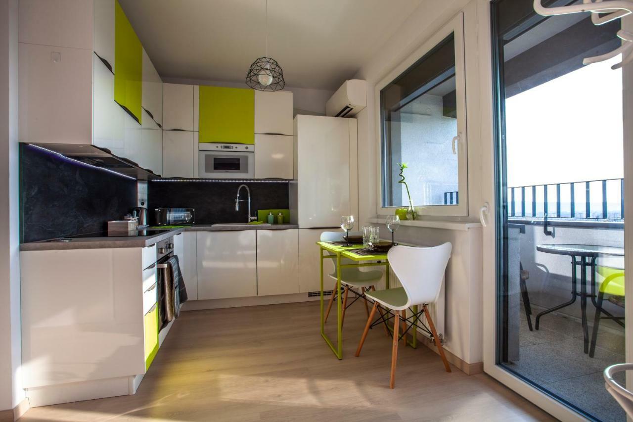 Air-Conditioned City View Apartment 24H Check-In Bratislava Exterior foto