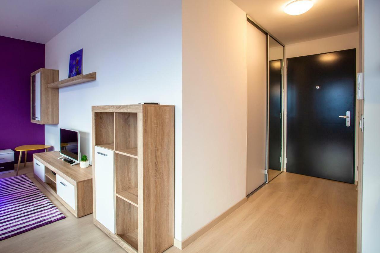 Air-Conditioned City View Apartment 24H Check-In Bratislava Exterior foto