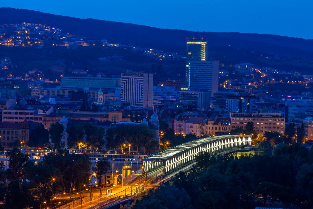 Air-Conditioned City View Apartment 24H Check-In Bratislava Exterior foto